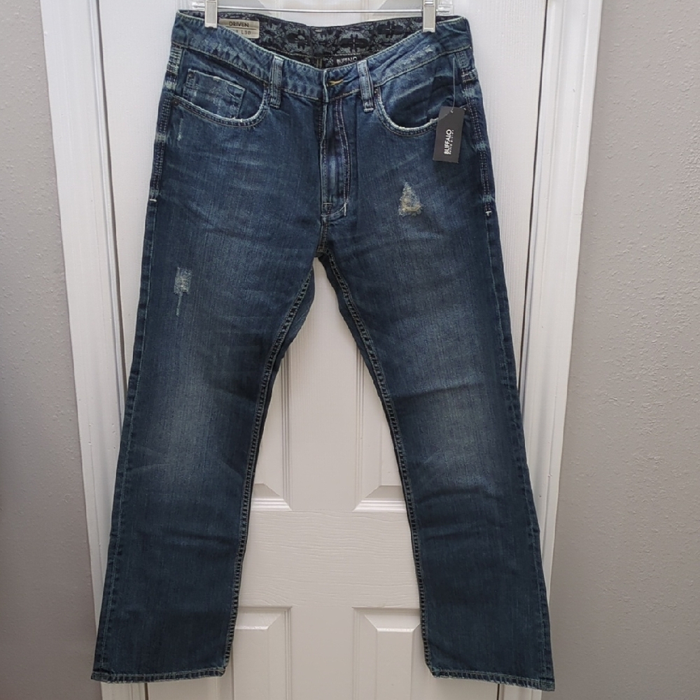 NWT, Buffalo David Bitton Straight Fit Distressed Blue Jeans 32x30